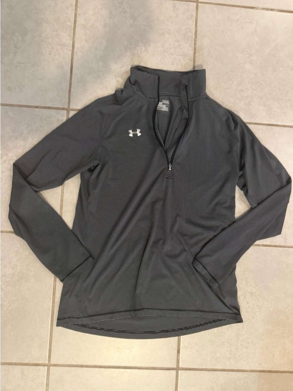 Under Armour Women’s Charcoal Quarter-Zip Performance Top